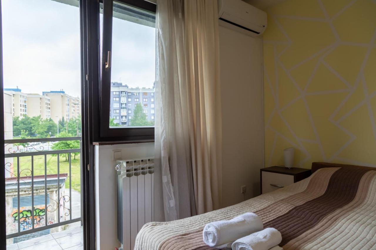 Sun Garden Sarajevo Aparthotel Buitenkant foto