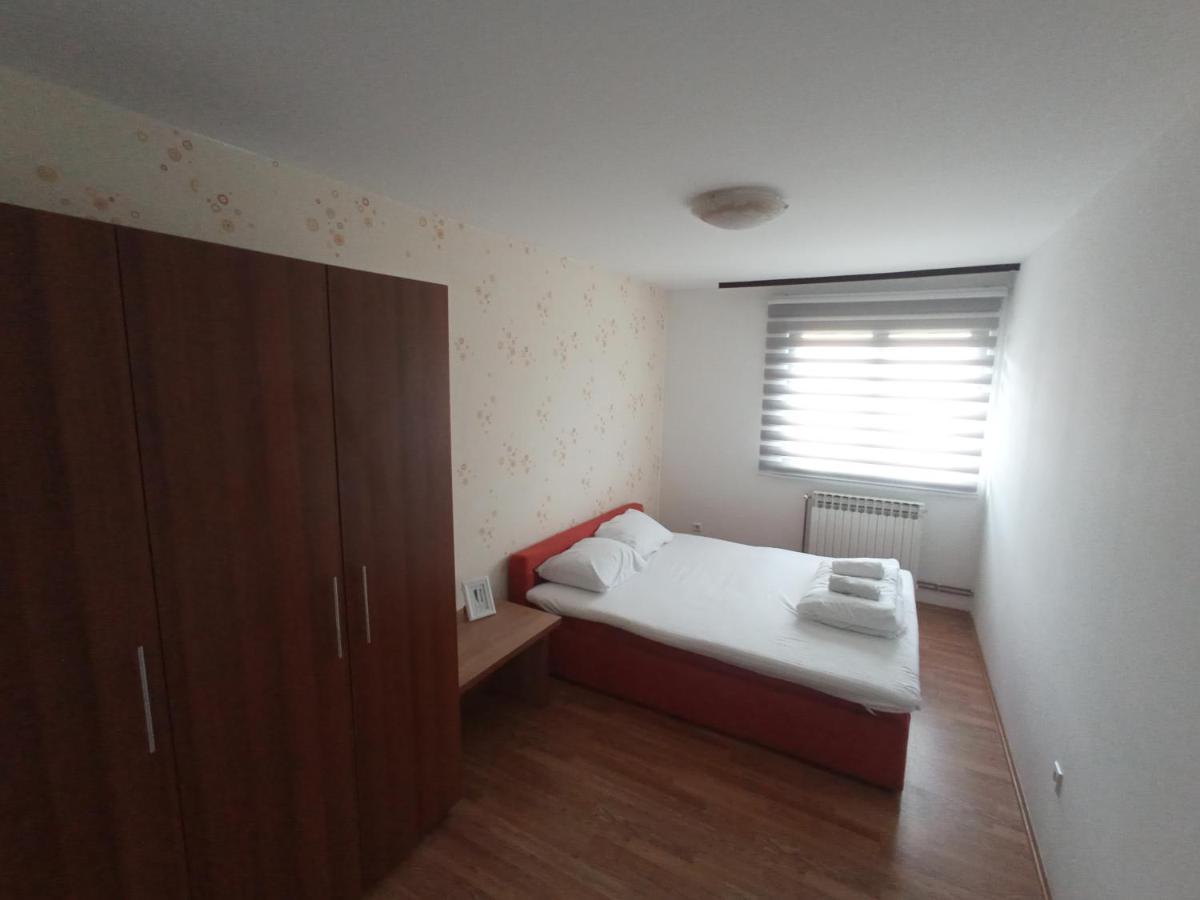Sun Garden Sarajevo Aparthotel Buitenkant foto
