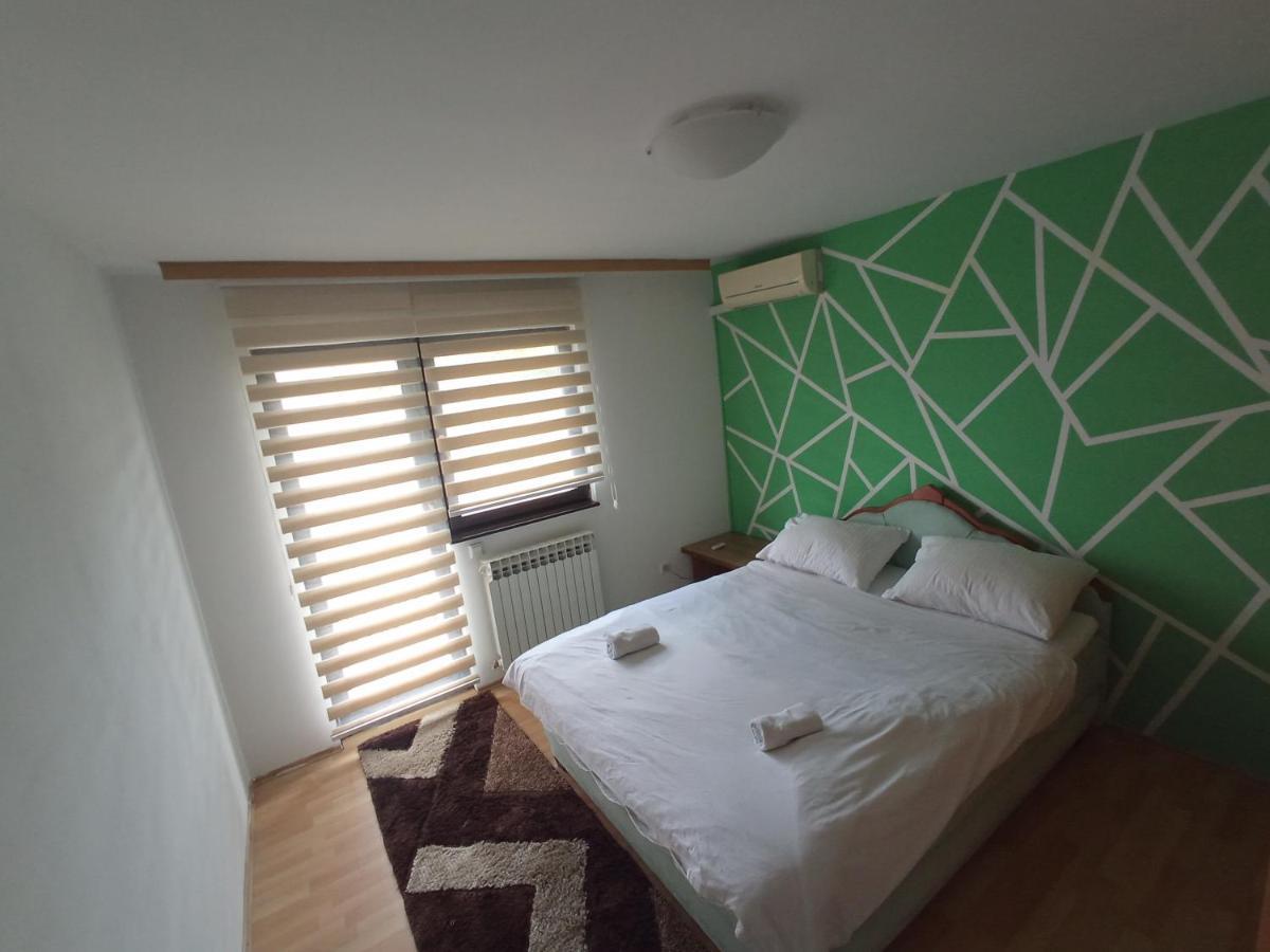 Sun Garden Sarajevo Aparthotel Buitenkant foto