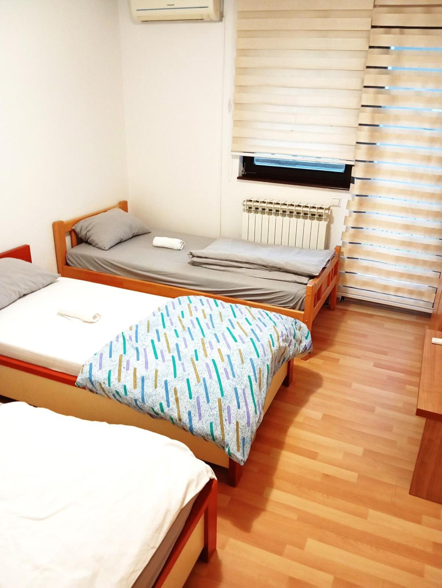 Sun Garden Sarajevo Aparthotel Buitenkant foto