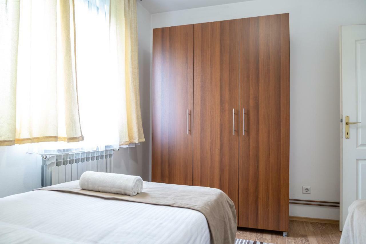 Sun Garden Sarajevo Aparthotel Buitenkant foto